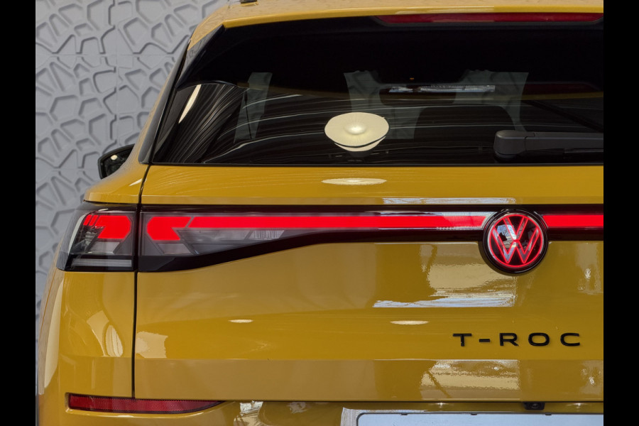 Volkswagen T-Roc 1.5 eTsi R-LINE 150PK EDITION BLACK STYLE 19''LMV IQ LED/GRIL/LOGO STOEL/STUUR.VERW ELEK.KLEP 2026