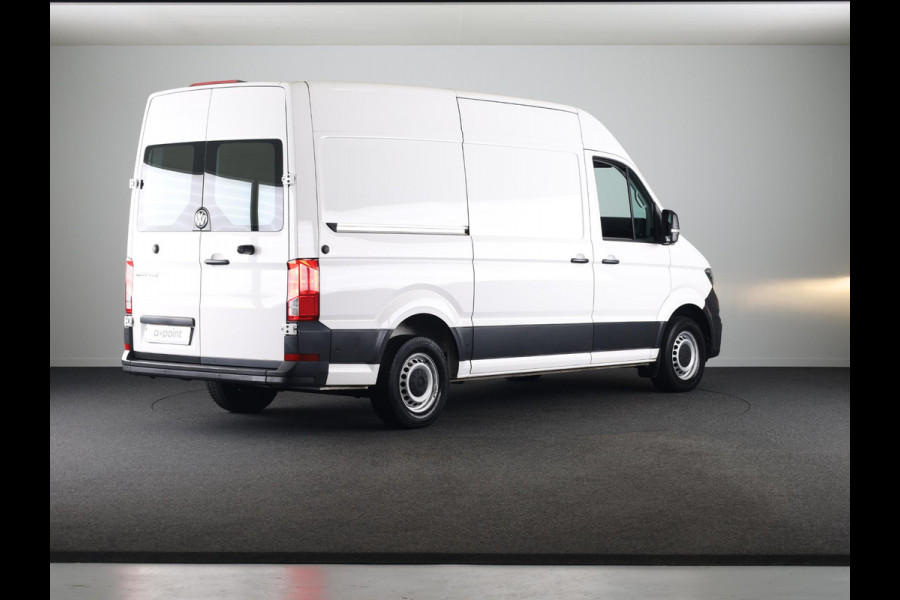 Volkswagen Crafter 35 2.0 TDI L3H2 140 PK | Navigatie via app | Bijrijdersbank | Airco | Side Assist | Inklapbare spiegels | Parkeersensoren voor en achter |