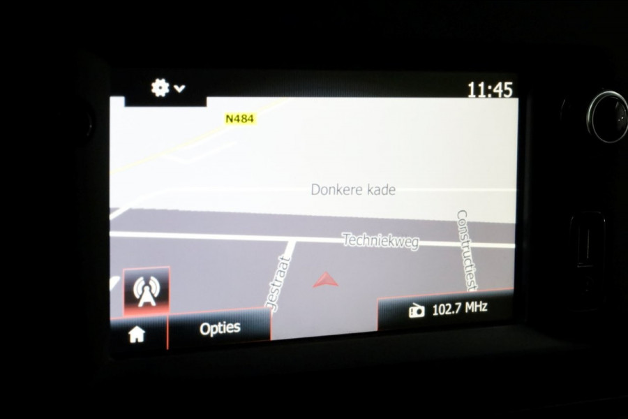 Renault Master T35 2.3 dCi 135pk L2 D.C. Open Laadbak Airco/Navi 05-2020