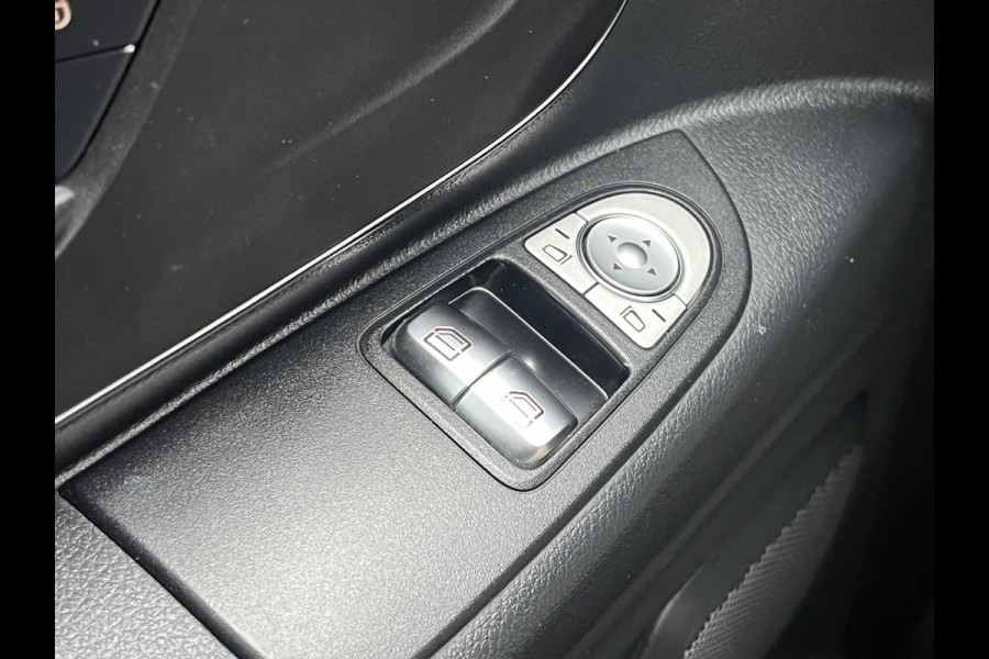 Mercedes-Benz Vito 111 CDI Lang*NAVI*CAMERA*A/C*TEL*3-PERS*HAAK*PDC*