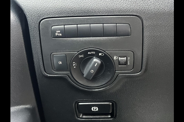Mercedes-Benz Vito 111 CDI Lang*NAVI*CAMERA*A/C*TEL*3-PERS*HAAK*PDC*