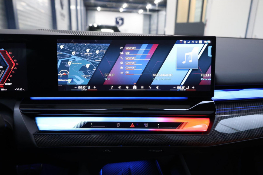 BMW 5 Serie Touring M5 727+PK BTW/AKRAPOVIC/CARBON M-PERFORMANCE/21" LMV/BOWERS & WILKINS/PANO/HUD/ACC/ECC/FABRIEKSGARANTIE!