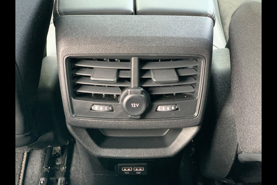 Peugeot 3008 1.6 HYbrid 225 GT Pack Business |Leder|Focal|360|Carplay|Memory|PDC|ACC|Side assist|Lane| PRIJS INC BTW € 17.770