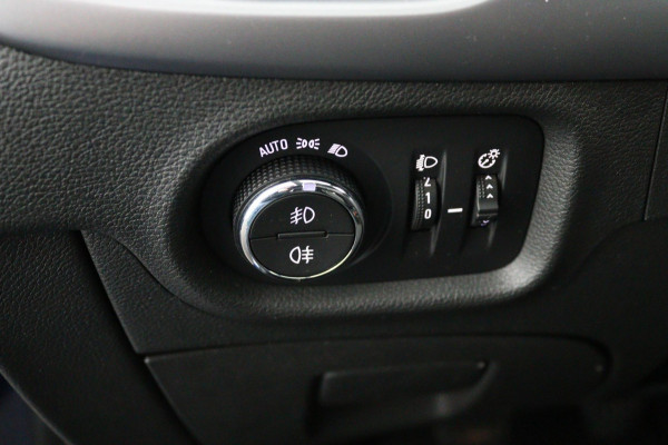 Opel Astra Sports Tourer 1.2 Bus. Edit.*CAMERA*ECC*CRUISE*NAVI*HAAK*PDC*