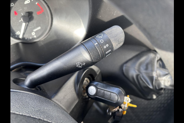 Iveco Daily 35C14 2.3*ECC*CRUISE*HAAK*KIPPER LIFT*3PERS*3500KG