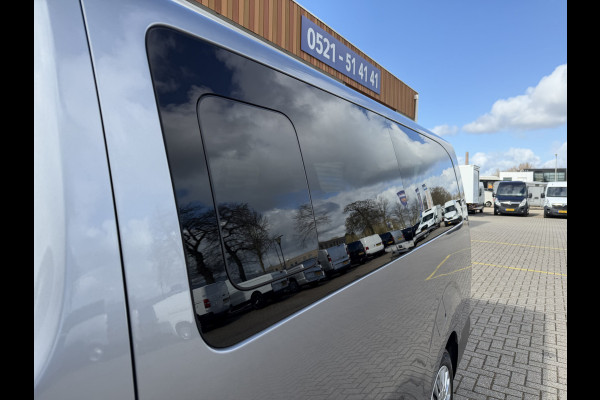 Toyota Proace Shuttle 2.0 D-4D automaat Navigator Medium L3H1 / 9 persoons / euro 6 diesel / bpm vrij / vaste prijs rijklaar € 19.950 incl btw / inclusief een nieuwe distributie riem / isofix !