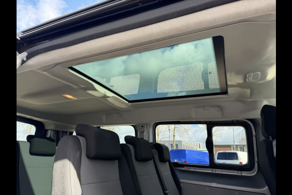 Toyota Proace Shuttle 2.0 D-4D automaat Navigator Medium L3H1 / 9 persoons / euro 6 diesel / bpm vrij / vaste prijs rijklaar € 19.950 incl btw / inclusief een nieuwe distributie riem / isofix !
