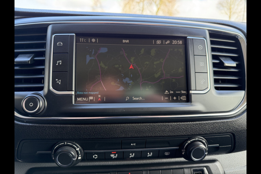 Toyota Proace Shuttle 2.0 D-4D automaat Navigator Medium L3H1 / 9 persoons / euro 6 diesel / bpm vrij / vaste prijs rijklaar € 19.950 incl btw / inclusief een nieuwe distributie riem / isofix !