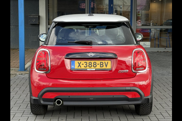 MINI Mini 1.5 Cooper Camden Edition 136pk Automaat | PDC | Navi | Cruise Control | Climate Control | Leer |