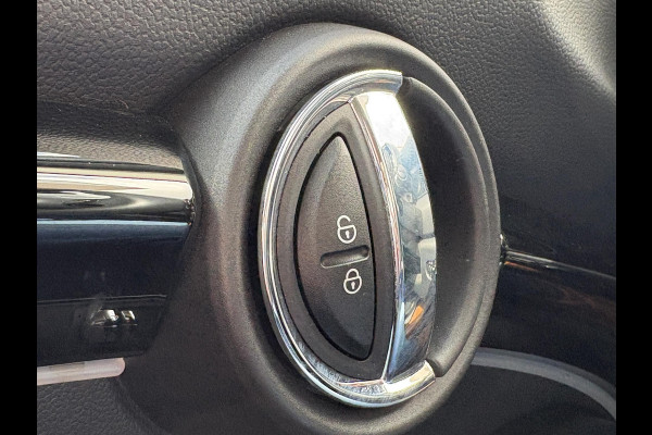 MINI Mini 1.5 Cooper Camden Edition 136pk Automaat | PDC | Navi | Cruise Control | Climate Control | Leer |