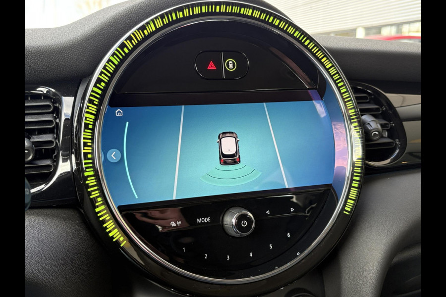 MINI Mini 1.5 Cooper Camden Edition 136pk Automaat | PDC | Navi | Cruise Control | Climate Control | Leer |
