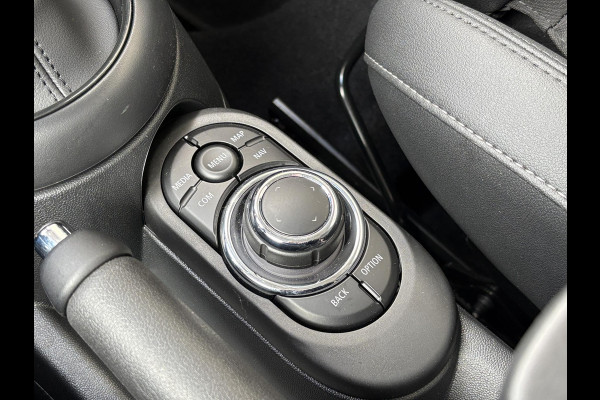 MINI Mini 1.5 Cooper Camden Edition 136pk Automaat | PDC | Navi | Cruise Control | Climate Control | Leer |