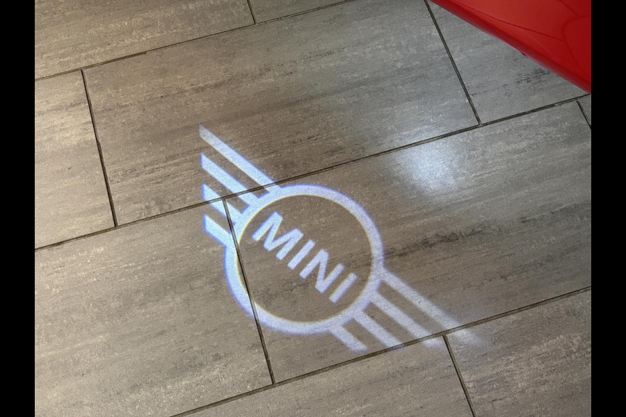 MINI Mini 1.5 Cooper Camden Edition 136pk Automaat | PDC | Navi | Cruise Control | Climate Control | Leer |