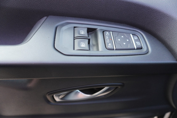 Renault Trafic 2.0 Blue dCi 170PK L2H1 Extra nr. V075 | Climate | Cruise | Navi | Camera | 17"LM velgen | All season