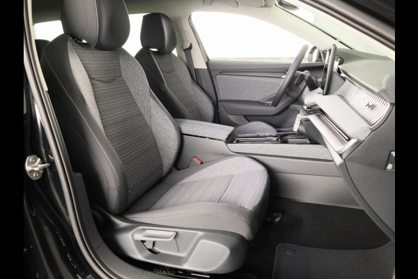 Škoda Superb Combi Business Edition PHEV 1.5 TSI 204 pk 6 versn. DSG | Trekhaak, wegklapbaar | Chrome pakket | Lichtmetalen velgen 18 inch Dofida zilver