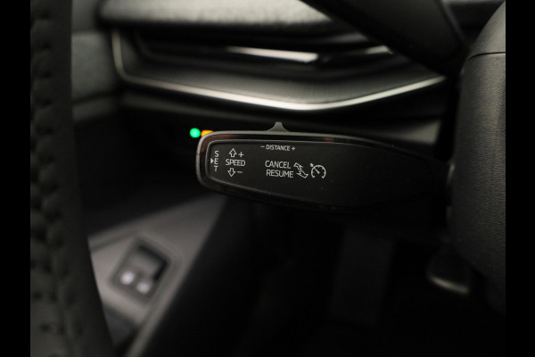 Škoda Superb Combi Business Edition PHEV 1.5 TSI 204 pk 6 versn. DSG | Trekhaak, wegklapbaar | Chrome pakket | Lichtmetalen velgen 18 inch Dofida zilver