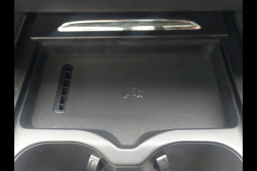 Omoda 5 Premium 61 kWh | Stoelverwarming/Koeling | Pano | Adaptive Cruisecontrol | Voorruitverwarming | Sony Audio |** Beschikbaar vanaf 14-07-2026 ** |