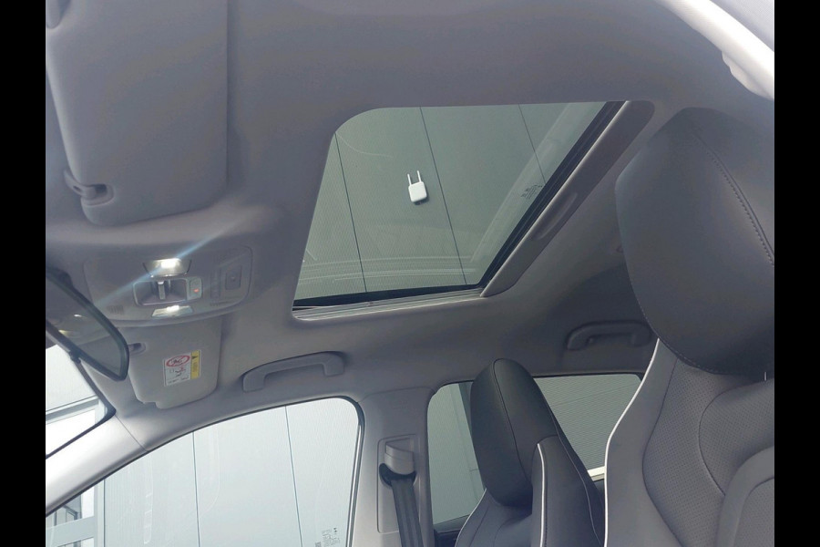 Omoda 5 Premium 61 kWh | Stoelverwarming/Koeling | Pano | Adaptive Cruisecontrol | Voorruitverwarming | Sony Audio |** Beschikbaar vanaf 14-07-2026 ** |