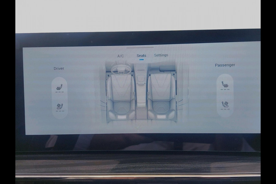 Omoda 5 Premium 61 kWh | Stoelverwarming/Koeling | Pano | Adaptive Cruisecontrol | Voorruitverwarming | Sony Audio |** Beschikbaar vanaf 14-07-2026 ** |