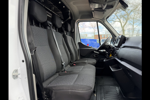 Opel Movano 2.3 Turbo 150pk L2H2 / vaste prijs rijklaar € 17.950 ex btw / lease vanaf € 302 / euro 6 / bpm vrij / airco / cruise / camera / imperial + trap / trekhaak 2500 kg !