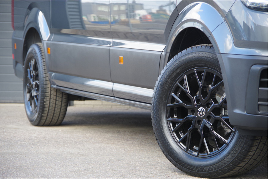 Volkswagen Crafter 35 2.0 TDI L3H3 AUT. 2X SCHUIFDEUR, FACELIFT, LED, TREKHAAK, CAMERA, NAVI, CRUISE, CLIMA, PARKEERSENSOREN