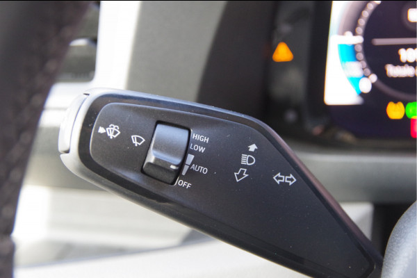 Volkswagen Crafter 35 2.0 TDI L3H3 AUT. 2X SCHUIFDEUR, FACELIFT, LED, TREKHAAK, CAMERA, NAVI, CRUISE, CLIMA, PARKEERSENSOREN