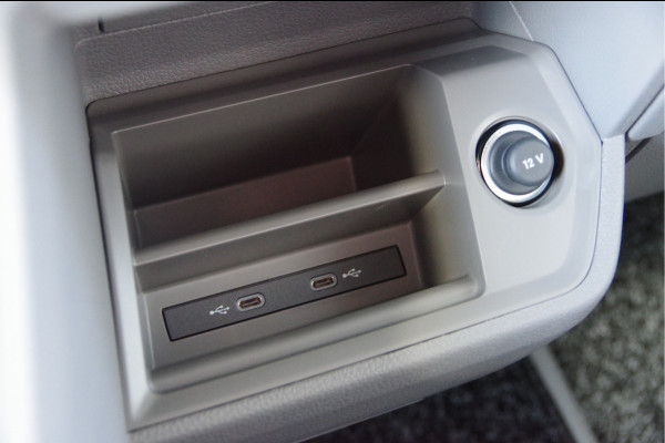 Volkswagen Crafter 35 2.0 TDI L3H3 AUT. 2X SCHUIFDEUR, FACELIFT, LED, TREKHAAK, CAMERA, NAVI, CRUISE, CLIMA, PARKEERSENSOREN