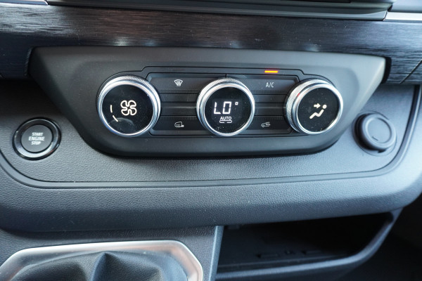 Renault Trafic 2.0 Blue dCi 170PK L2H1 Extra nr. V059 | Climate | Cruise | Navi | Camera | 17"LM velgen | All season