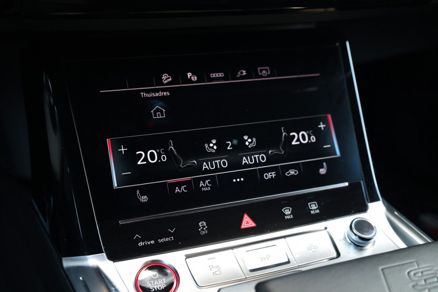 Audi Q8 e-tron S quattro SQ8 115 kWh | BTW | NAP | PANO | B&O | 360 | RS ZETELS | MATRIX | LUCHTVERING | MEMORY | KEYLESS |