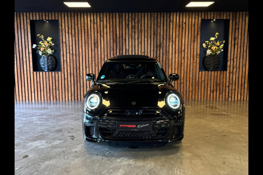 MINI Mini 1.5 Cooper C Classic M / JCW /Pano / Camera / HUD / Stoel/Stuur verwarming / Sfeerverlichting