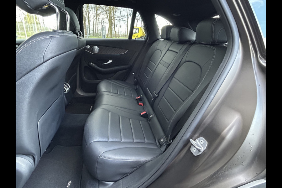 Mercedes-Benz GLC 250 4Matic // Mat Bruin // Memory // Panoramadak // Burmester // Distronic // Rijassistentie pakket // LED
