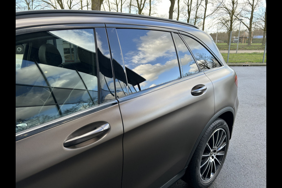Mercedes-Benz GLC 250 4Matic // Mat Bruin // Memory // Panoramadak // Burmester // Distronic // Rijassistentie pakket // LED
