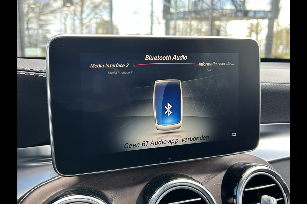 Mercedes-Benz GLC 250 4Matic // Mat Bruin // Memory // Panoramadak // Burmester // Distronic // Rijassistentie pakket // LED