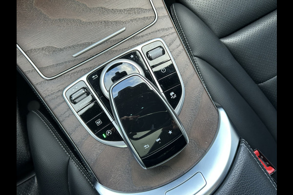 Mercedes-Benz GLC 250 4Matic // Mat Bruin // Memory // Panoramadak // Burmester // Distronic // Rijassistentie pakket // LED