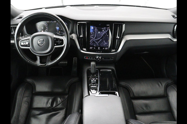 Volvo S60 2.0 Recharge T8 AWD R-Design | Panoramadak | Stoelventilatie | Head-Up | Leder | 360 Camera | Massage | Adaptive cruise | Trekhaak | Achterbankverwarming | Carplay | Harman/Kardon | PHEV | Plug In