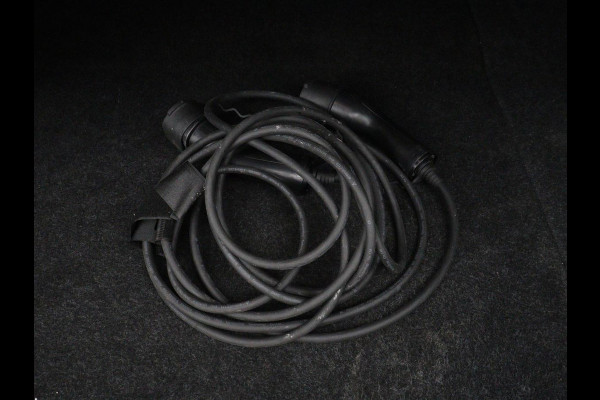 Volvo S60 2.0 Recharge T8 AWD R-Design | Panoramadak | Stoelventilatie | Head-Up | Leder | 360 Camera | Massage | Adaptive cruise | Trekhaak | Achterbankverwarming | Carplay | Harman/Kardon | PHEV | Plug In