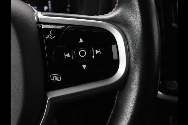 Volvo S60 2.0 Recharge T8 AWD R-Design | Panoramadak | Stoelventilatie | Head-Up | Leder | 360 Camera | Massage | Adaptive cruise | Trekhaak | Achterbankverwarming | Carplay | Harman/Kardon | PHEV | Plug In