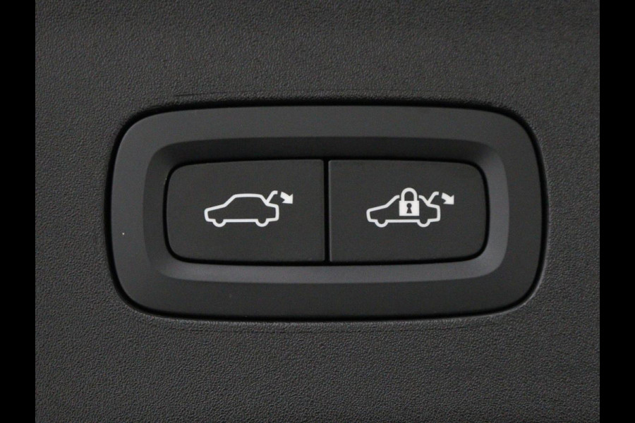 Polestar 2 Long Range Dual Motor Launch Edition 78kWh | SOH 93% | Panoramadak | Stoelverwarming | Trekhaak | 360 Camera | Adaptive cruise | Carplay | Full LED | Keyless | Navigatie