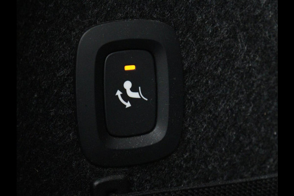 Polestar 2 Long Range Dual Motor Launch Edition 78kWh | SOH 93% | Panoramadak | Stoelverwarming | Trekhaak | 360 Camera | Adaptive cruise | Carplay | Full LED | Keyless | Navigatie