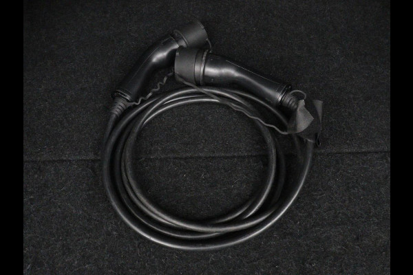 Polestar 2 Long Range Dual Motor Launch Edition 78kWh | SOH 93% | Panoramadak | Stoelverwarming | Trekhaak | 360 Camera | Adaptive cruise | Carplay | Full LED | Keyless | Navigatie