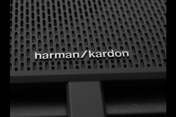 Polestar 2 Long Range Dual Motor Launch Edition 78kWh | SOH 93% | Panoramadak | Stoelverwarming | Trekhaak | 360 Camera | Adaptive cruise | Carplay | Full LED | Keyless | Navigatie