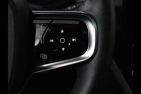 Polestar 2 Long Range Dual Motor Launch Edition 78kWh | SOH 93% | Panoramadak | Stoelverwarming | Trekhaak | 360 Camera | Adaptive cruise | Carplay | Full LED | Keyless | Navigatie