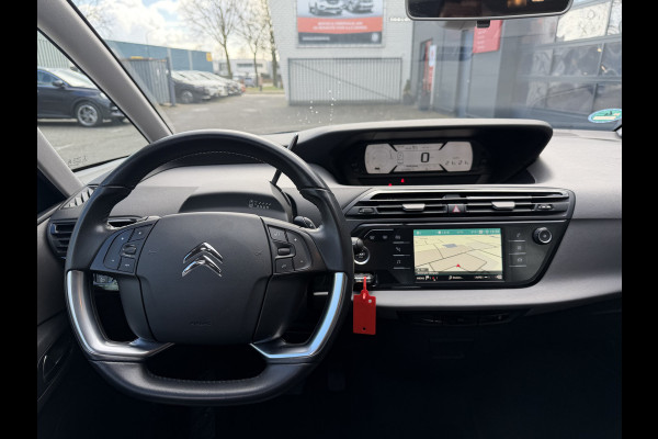 Citroën C4 Picasso 130pk Selection (Trekhaak - Automatische Airco - Navigatie - Apple Carplay - Parkeersensoren)