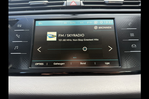 Citroën C4 Picasso 130pk Selection (Trekhaak - Automatische Airco - Navigatie - Apple Carplay - Parkeersensoren)