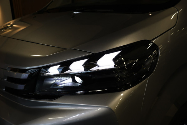 Peugeot Expert 2.0 BlueHDi 180 L3 DC | Dubbel Cabine | LED | CarPlay | Camera | Navigatie | AV EDITION | L+R Schuifdeur | Stuur- en stoelverwarming | DAB | 5-Zitter | BPM Vrij