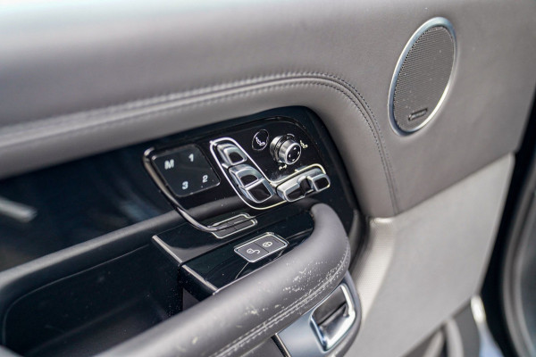 Land Rover Range Rover 2.0 P400e Autobiography | Panorama | Massage | Lane Assist | Stuurwielverwarming | Meridian | 360 cam | HuD