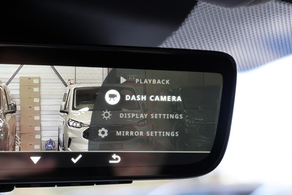 Ford Transit Custom 300 2.0 TDCI L2H1 Limited DC | Dubbel Cabine | Elec schuifdeuren | ACC | Blind Spot | 360 Camera | CarPlay | Navigatie | Stoelverwarming | 5-Zitter | BPM Vrij