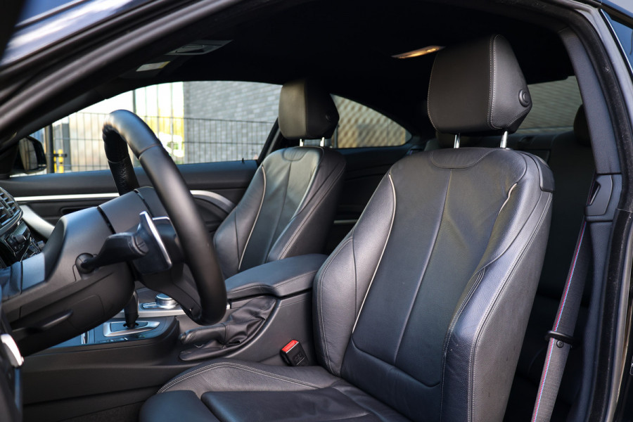 BMW 4 Serie Coupé 420i High Executive | M-SPORT | NAP | HUD | ADAPTIVE LED | LEDER | HIFI AUDIO |