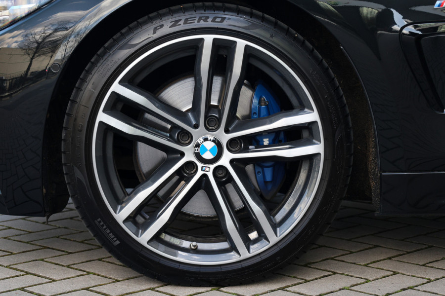 BMW 4 Serie Coupé 420i High Executive | M-SPORT | NAP | HUD | ADAPTIVE LED | LEDER | HIFI AUDIO |