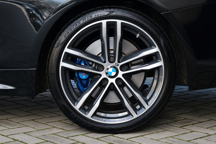 BMW 4 Serie Coupé 420i High Executive | M-SPORT | NAP | HUD | ADAPTIVE LED | LEDER | HIFI AUDIO |